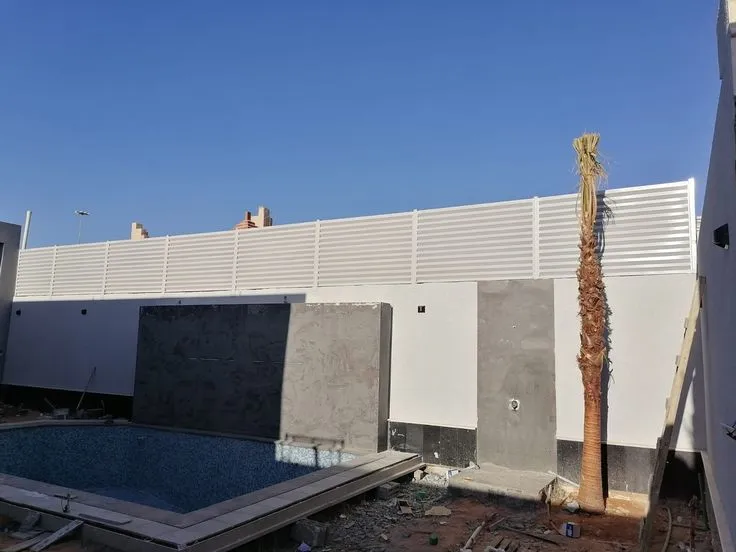 تركيب ساتر حديد ثابت ومتين مع حداد محترف  الرياض