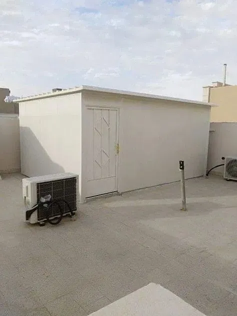 ملاحق ساندوتش بنل  للحدائق والأسطح في الرياض