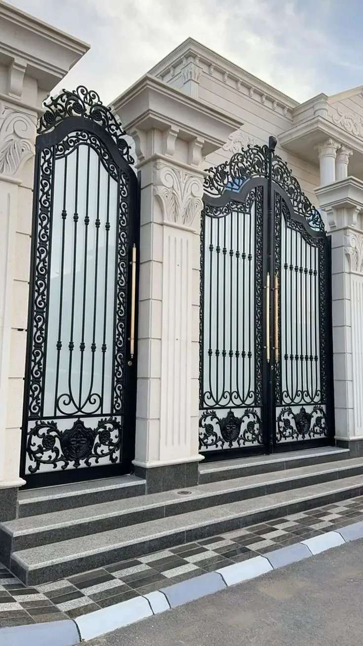 تركيب أبواب حديد حديثة تناسب الفلل في الرياض