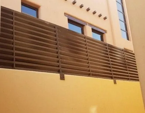 ورشة حداده للتركيب الفوري – ساتر خشب وحديد بأفضل سعر الرياض