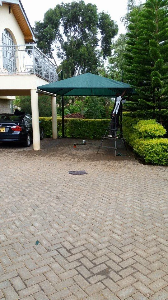 أنواع مظلات السيارات المناسبة لمناخ الرياض