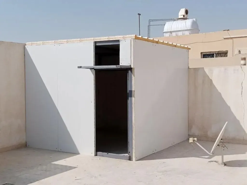 تركيب غرف ساندوتش بنل بالرياض – تنفيذ احترافي 0506667281