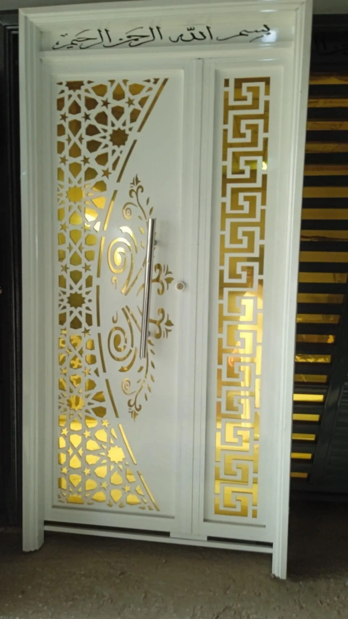 أبواب قص ليزر بالرياض – أشكال هندسية لمداخل المنازل و الفلل