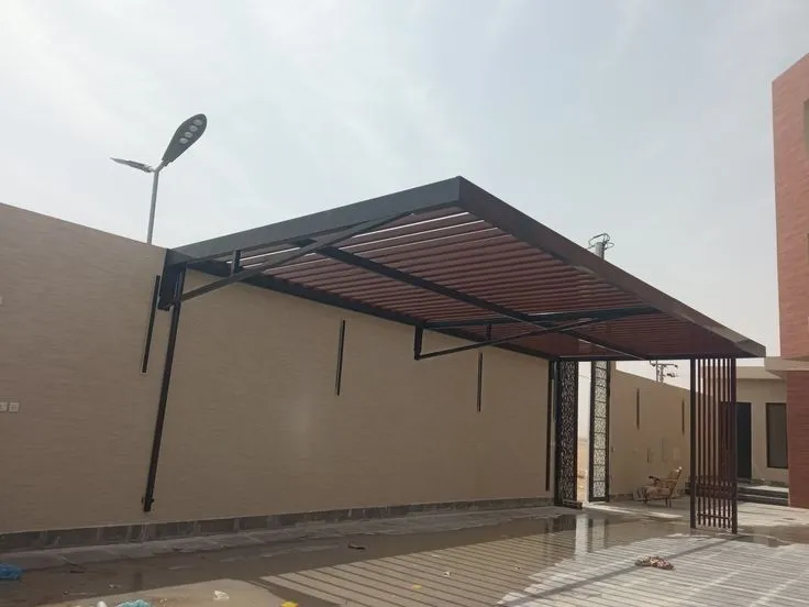 تركيب برجولات بالرياض للحدائق والمداخل – ظل أنيق يدوم لسنوات