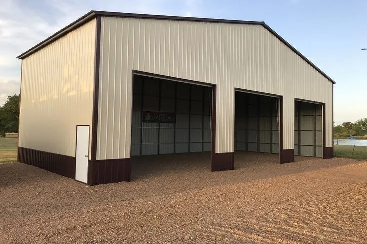 مستودعات جاهزة وسط الرياض – تركيب احترافي للمصانع والورش