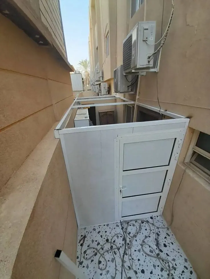 مقاول تركيب ملحق ساندوتش بانل حي الياسمين الرياض